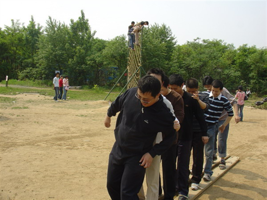 鼎晟科技2007年初生存谷实弹射击